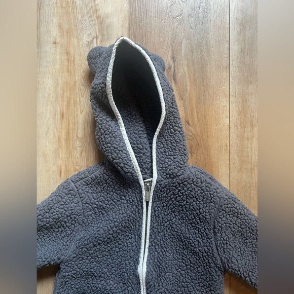 2T Old Navy Sherpa Hooded Zip Up Jacket | Unisex - Picture 2 of 5